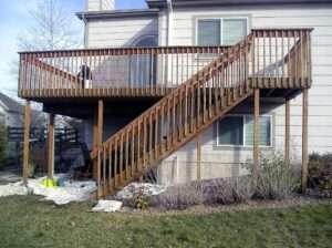 wood-deck-1-staining-before