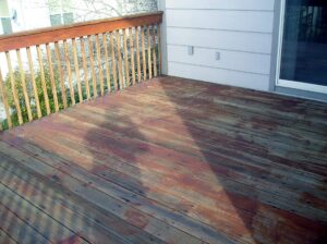 wood-deck-1-staining-floor-before